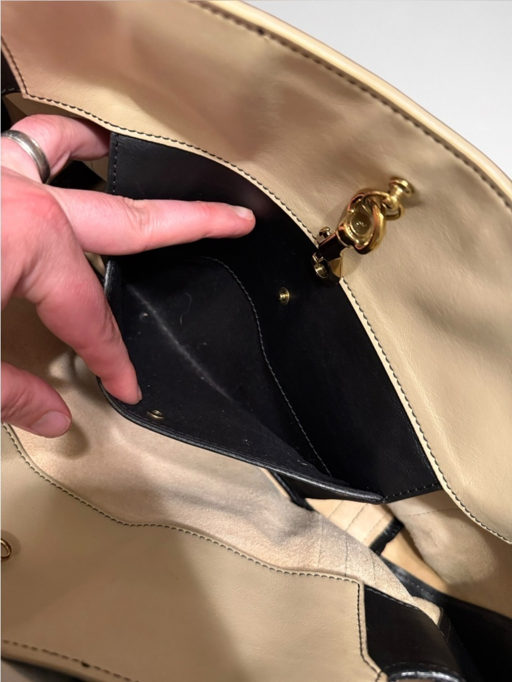 Chloé Alison Authentic East West Leather Tote Bag Blush Pink Black Shoulder Bag - Picture 12 of 15